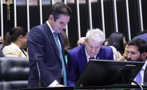 Na Mesa Diretora com o então presidente Hugo Mota
